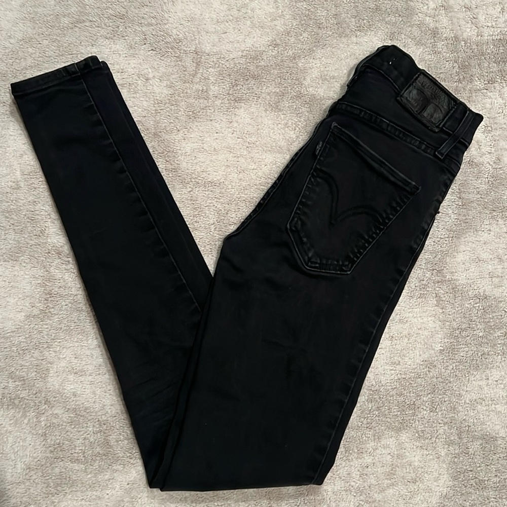 Levi’s Mile High Super Skinny Jeans